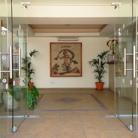 Daphne Hotel Apartments Cyprus Paphos Buitenkant foto